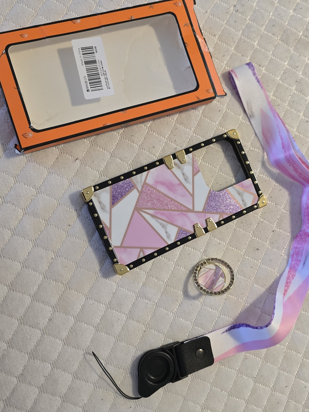 Pink Geometric Phone Case with Gold Trim and Matching Ring Holder
